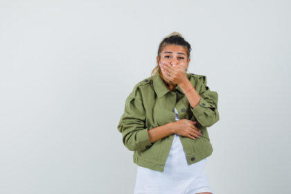 Mujer con reflujo